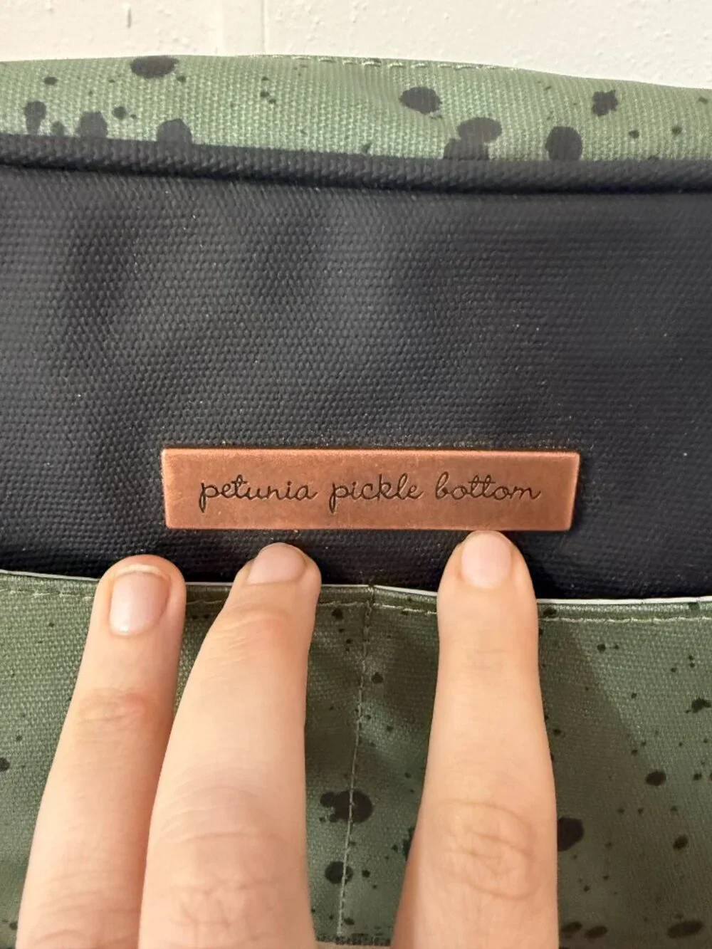 NWT Petunia Pickle Bottom Companion Clutch Olive 💚